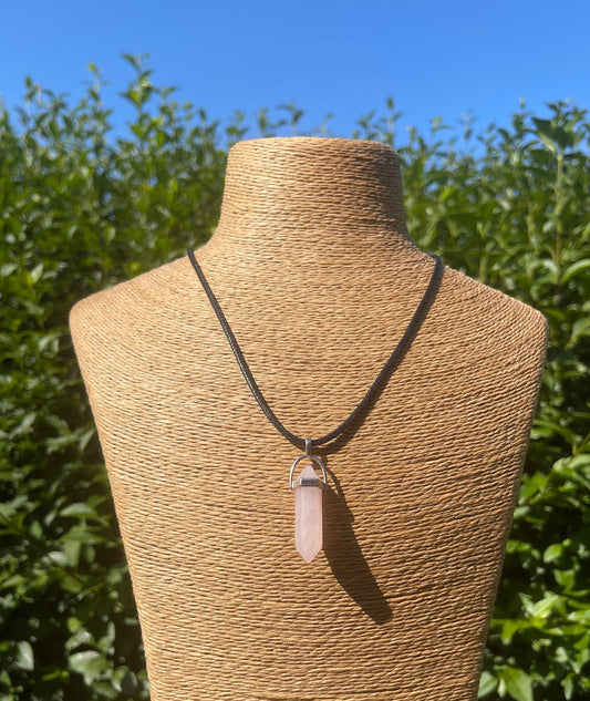 Rose Quartz Crystal Point Necklace, Gemstones, Chakra Healing Crystals, Natural Stones, Crystal Point Tower Necklace, Pink Quartz Pendant