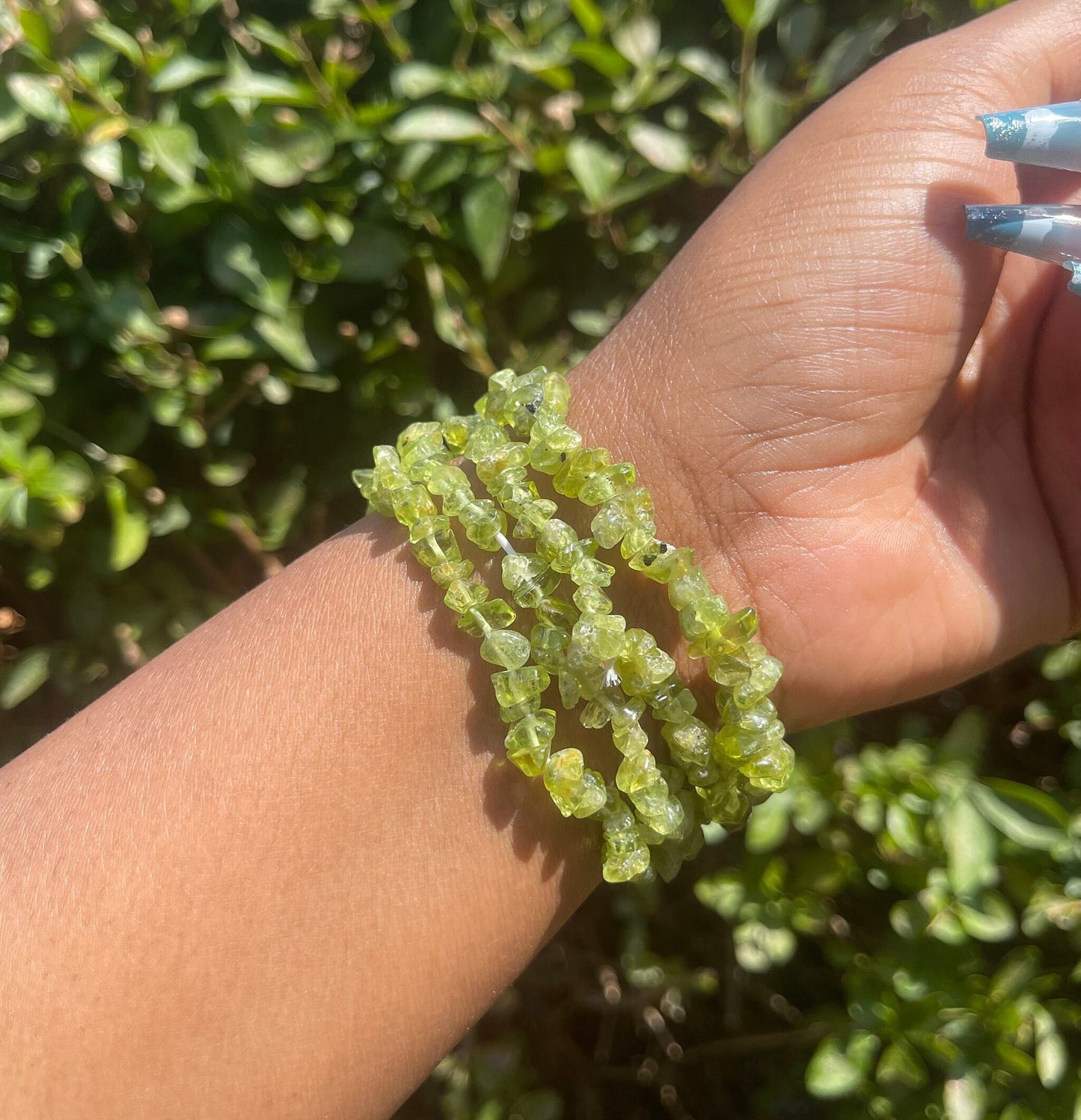 Peridot Chip Bracelet, Healing Crystals, Gemstone Bracelets, Natural Chakra Stones, Beaded Bracelets, Green Bracelets, Summer Jewelry